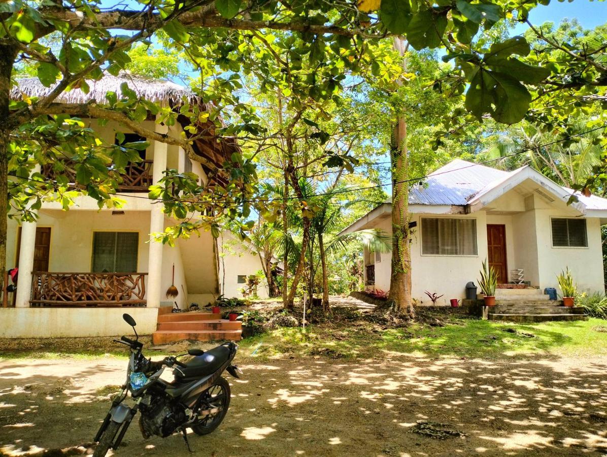 The Sylvia * San Juan (Siquijor)