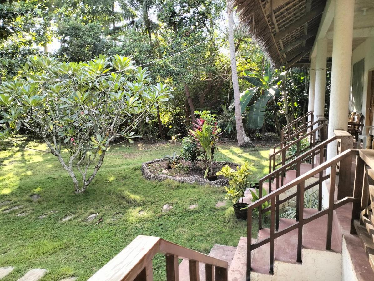 The Sylvia Hostel San Juan (Siquijor)