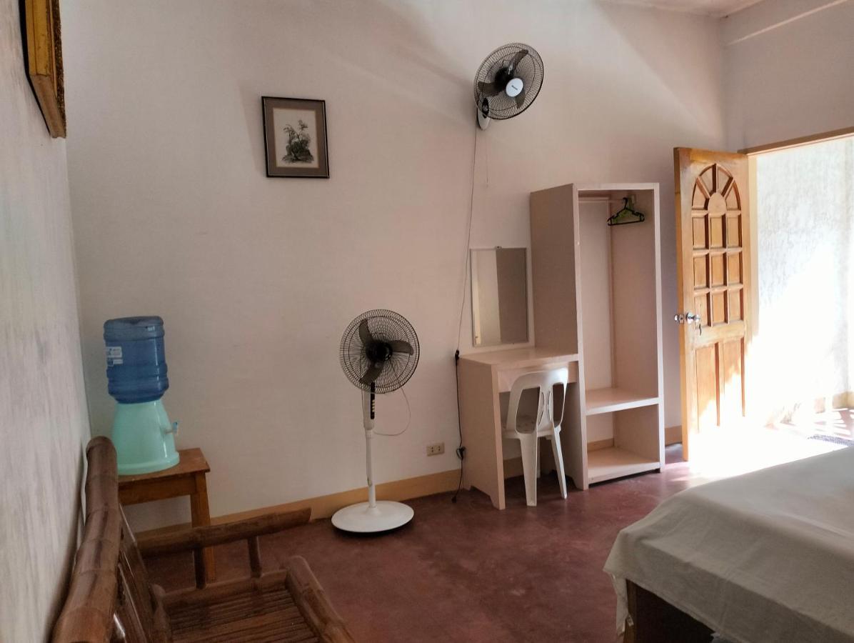 The Sylvia Hostel San Juan (Siquijor)