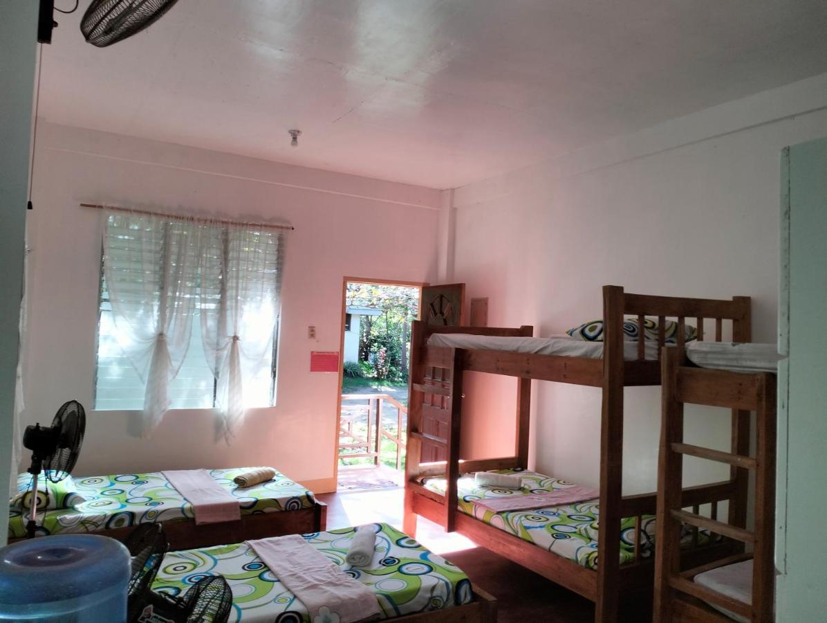 The Sylvia Hostel San Juan (Siquijor)